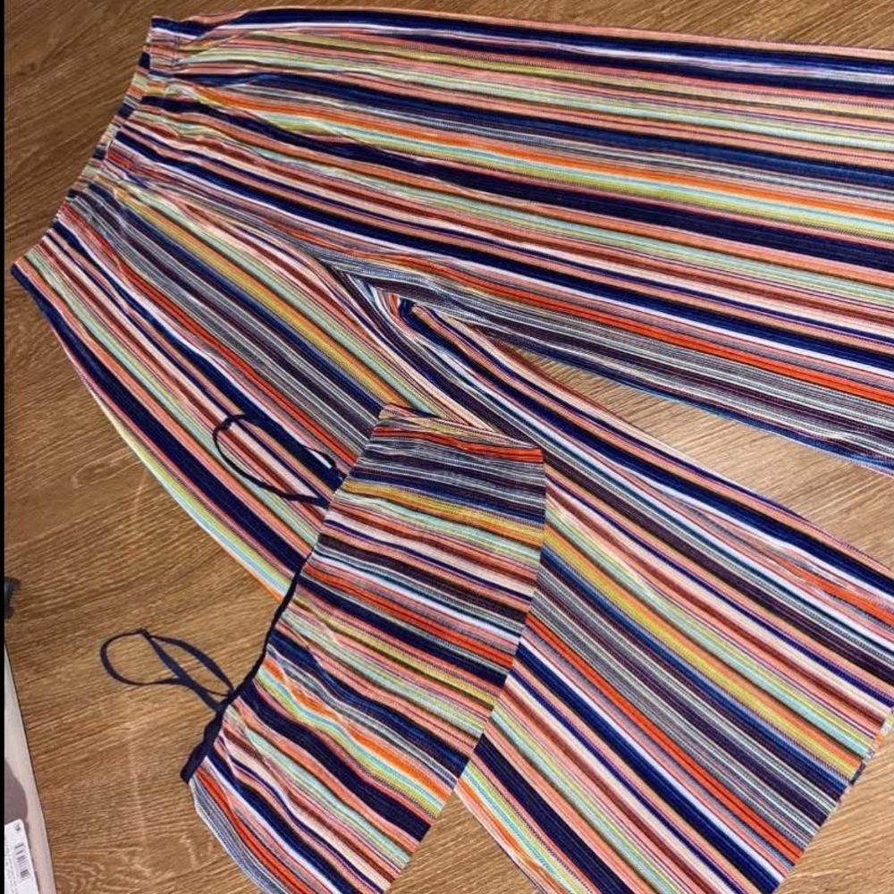 Two piece sets / pijamas and a skirt